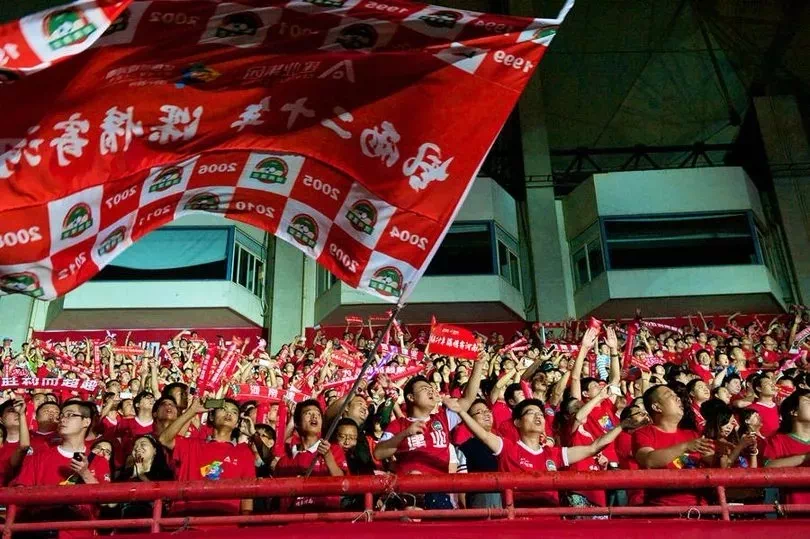 中国足球传奇：女足球队创下巅峰国际赛场瞩目的简单介绍