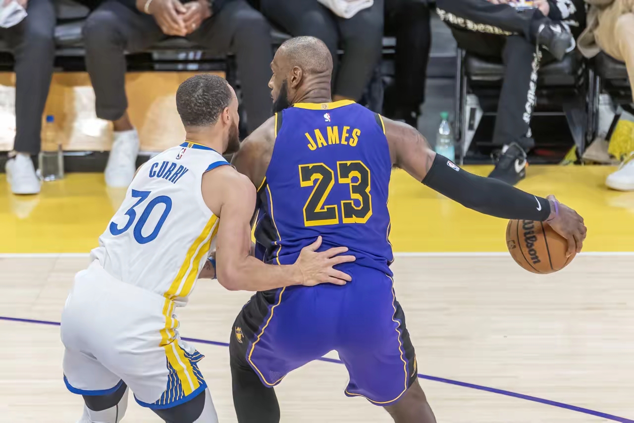 关于文班亚马刷新里程碑，明尼苏达森林狼八强战力克广厦男篮，晋级概率达70％的信息